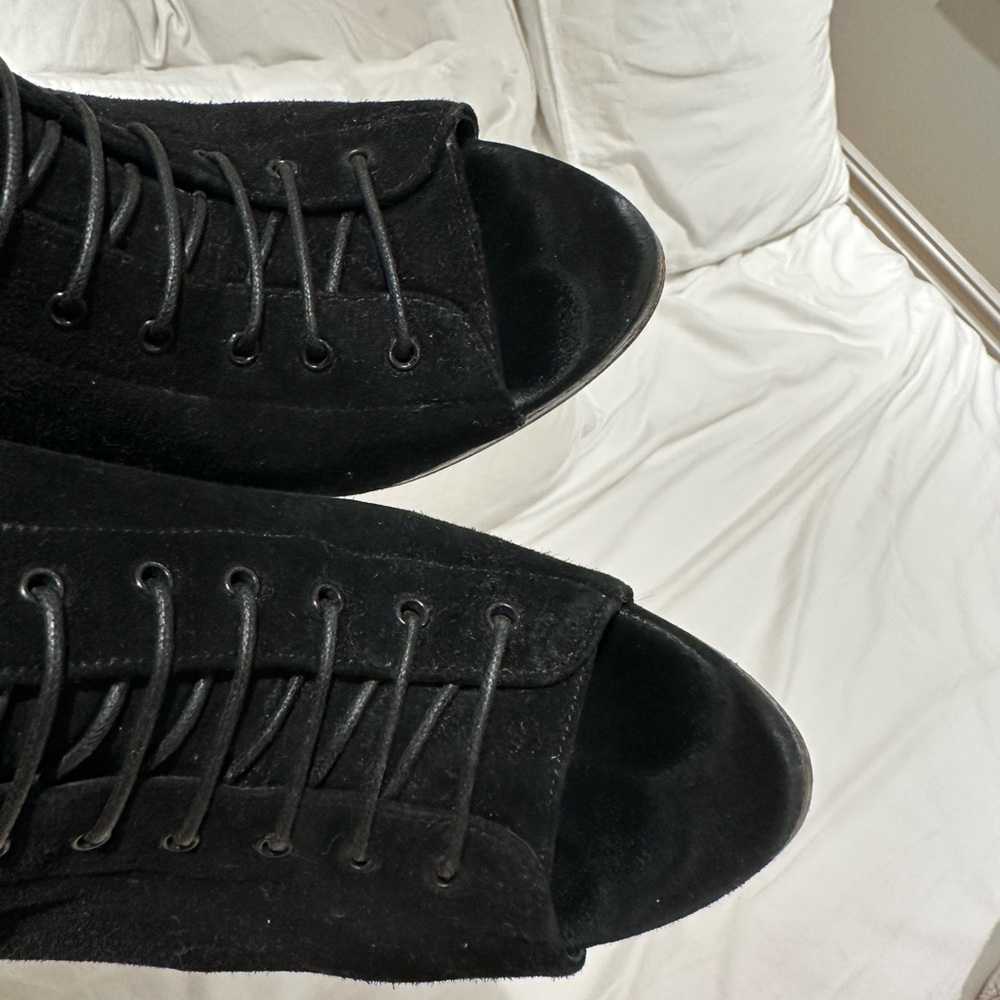 Burberry black suede wedge lace up booties